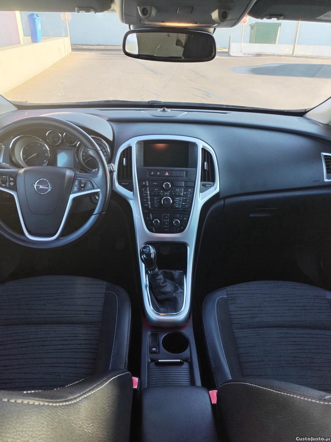 Opel Astra Sports Tourer — fotografia 3