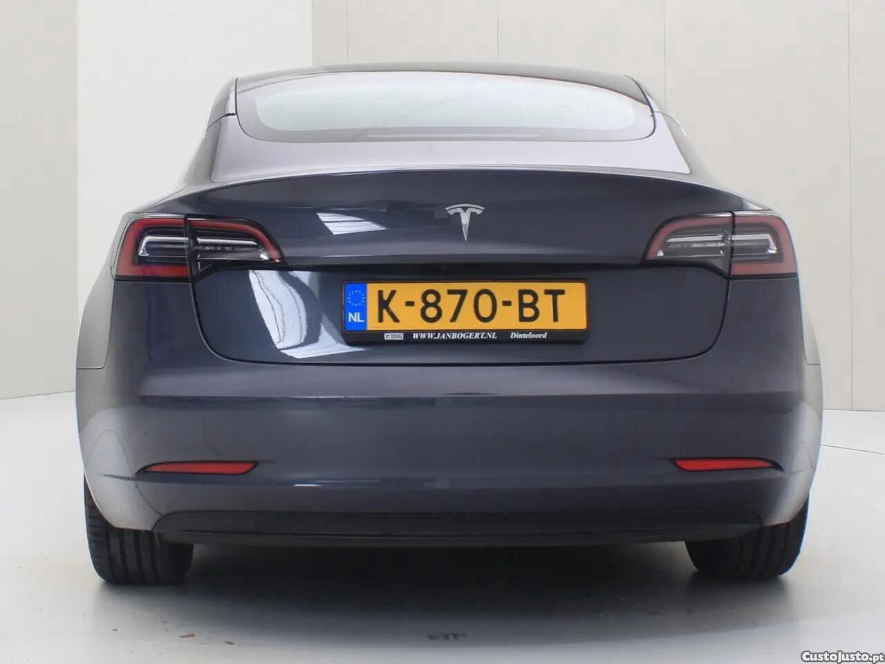Tesla Model 3 Standard Range Plus RWD — fotografia 14