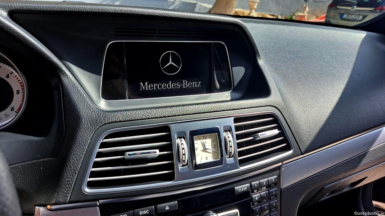 Mercedes-Benz E 220 CDi BlueEfficiency — fotografia 14