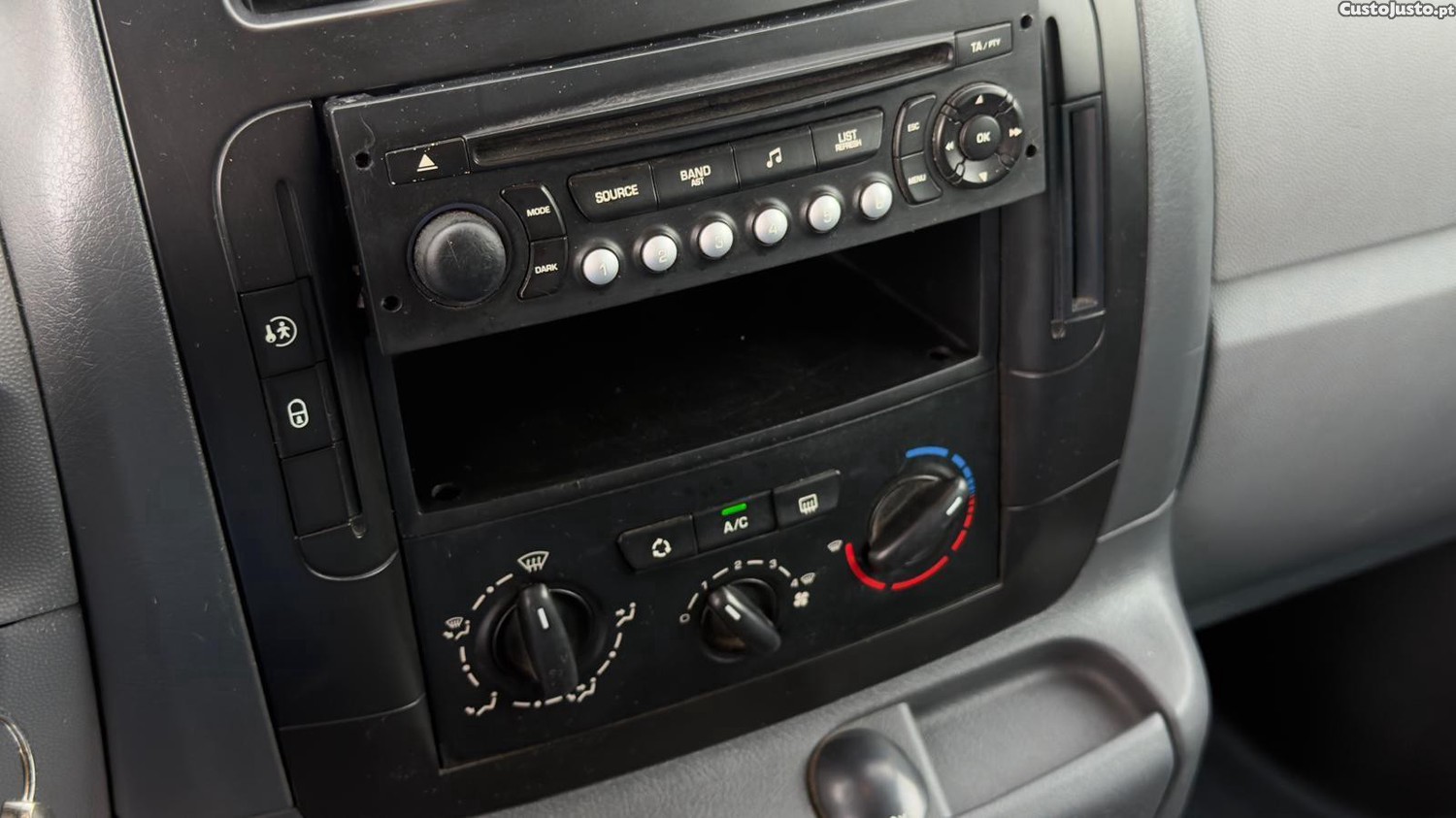 Fiat Scudo 1.6 M-Jet Longo 9L Bambino — fotografia 4