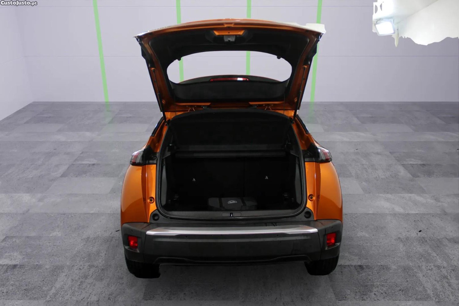 Peugeot e-2008 50 kWh Active Pack — fotografia 11