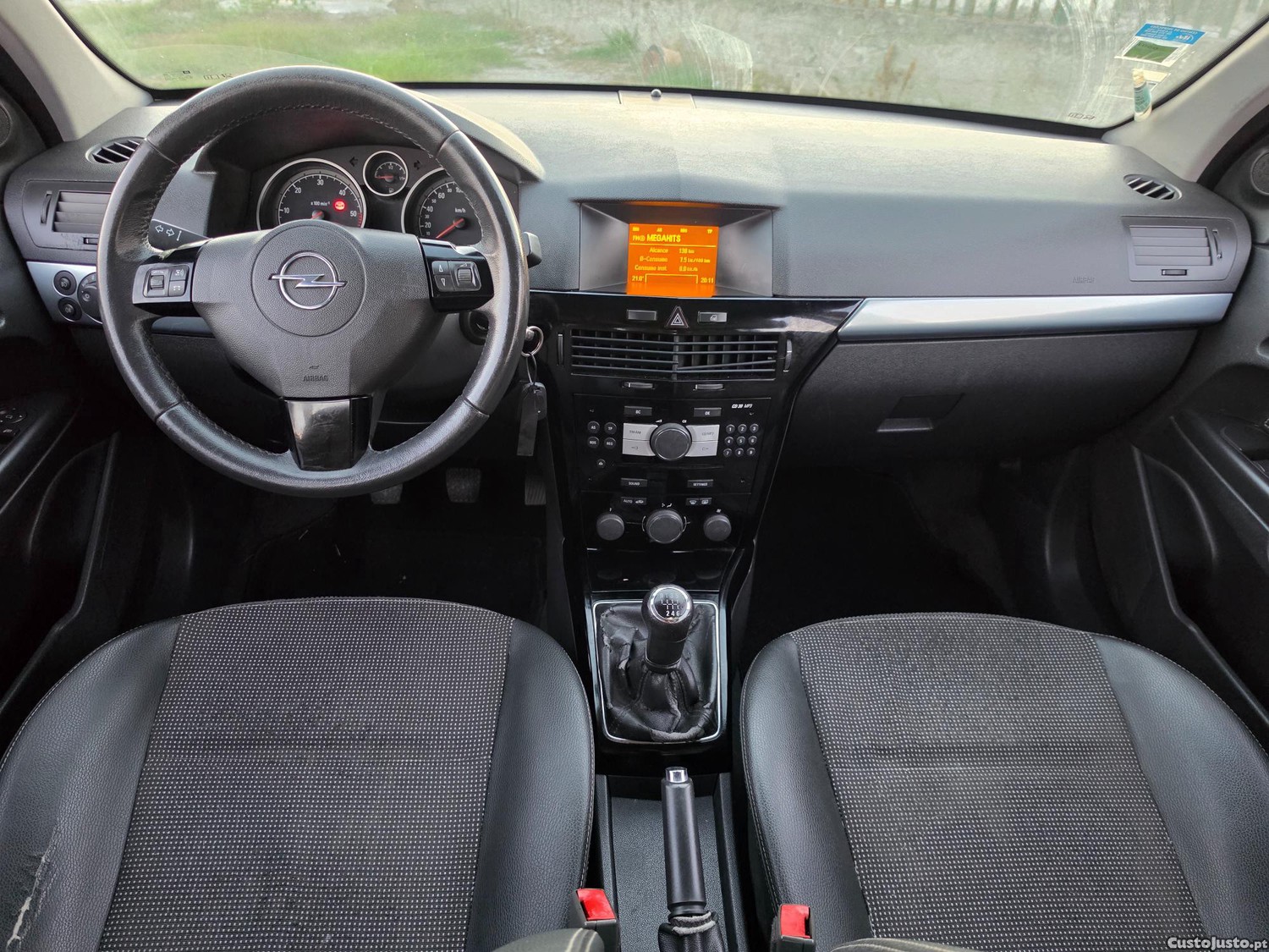 Opel Astra 1.7 cdti 125CV Cosmo — fotografia 11