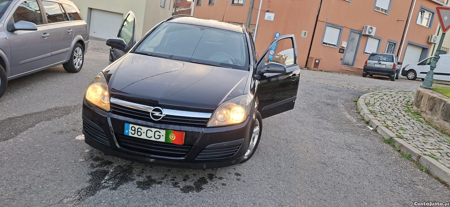 Opel Astra Caravan — fotografia 10