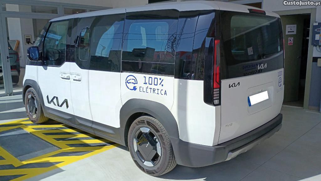 Kia  PV5 Passenger - 26 foto 2