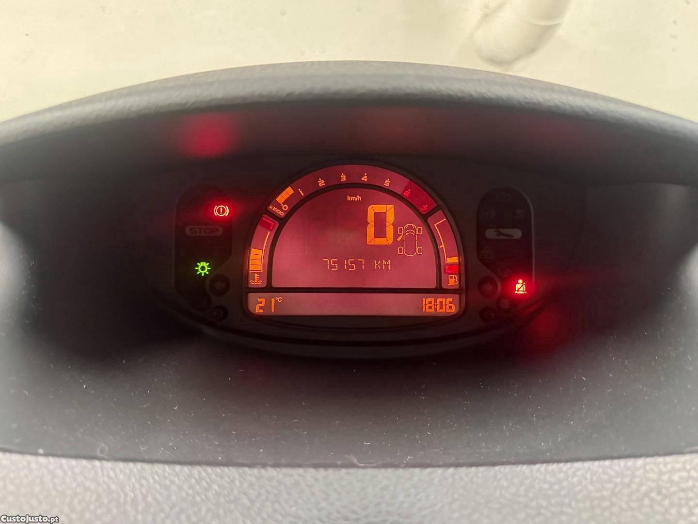 Renault Modus 1.2 Confort Expression — fotografia 14