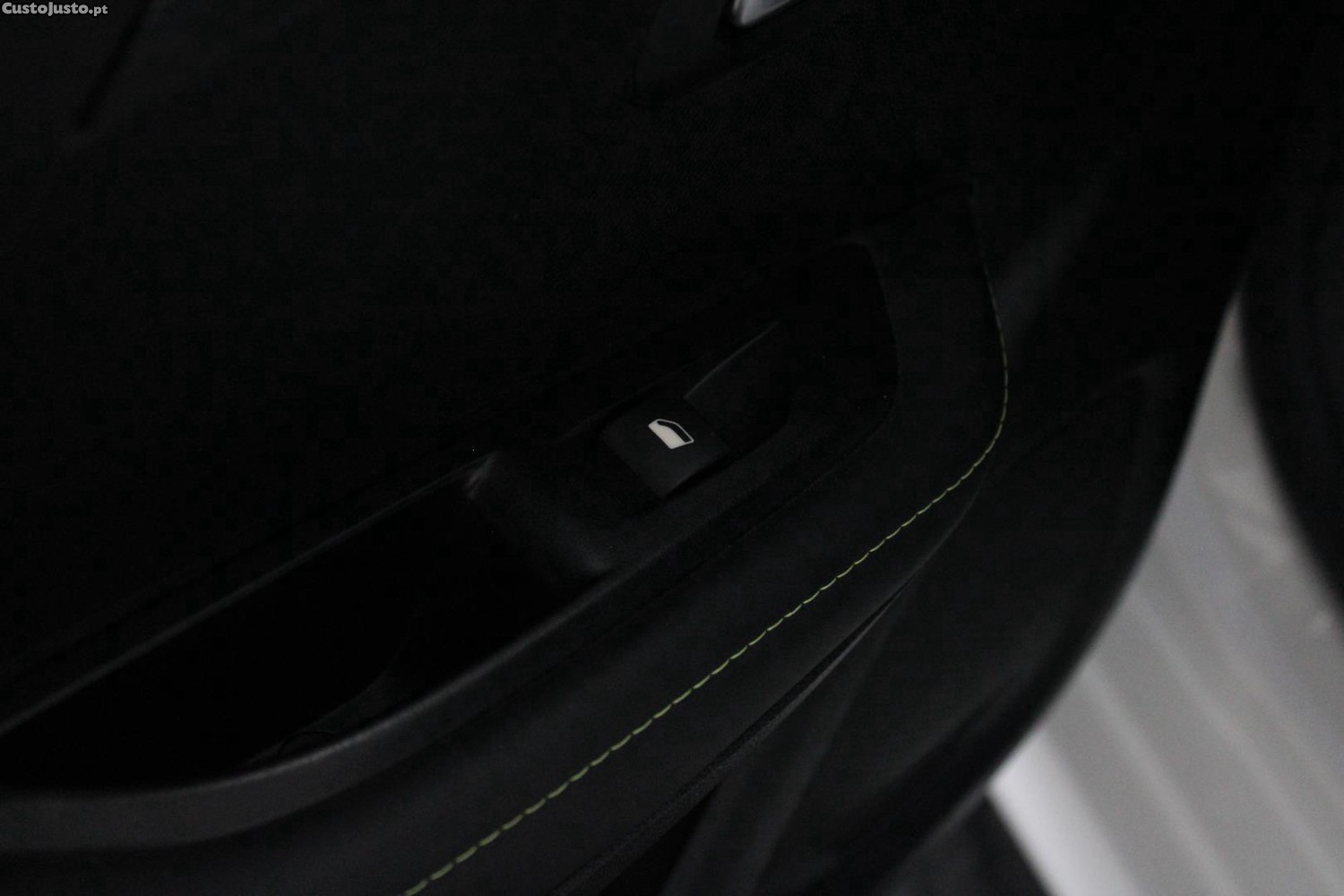 Peugeot 208 1.5 BlueHDI GT — fotografia 8