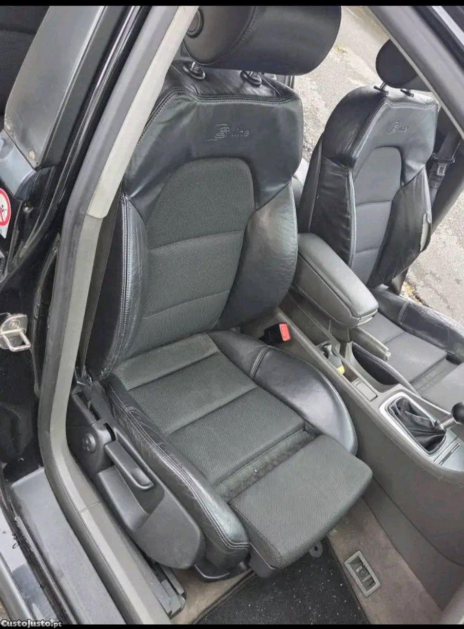 Audi A4 b6 1.9 tdi 130 cv — fotografia 4