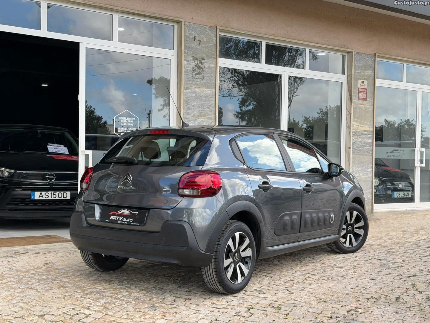 Citroën C3 1.2 PureTech Shine — fotografia 8