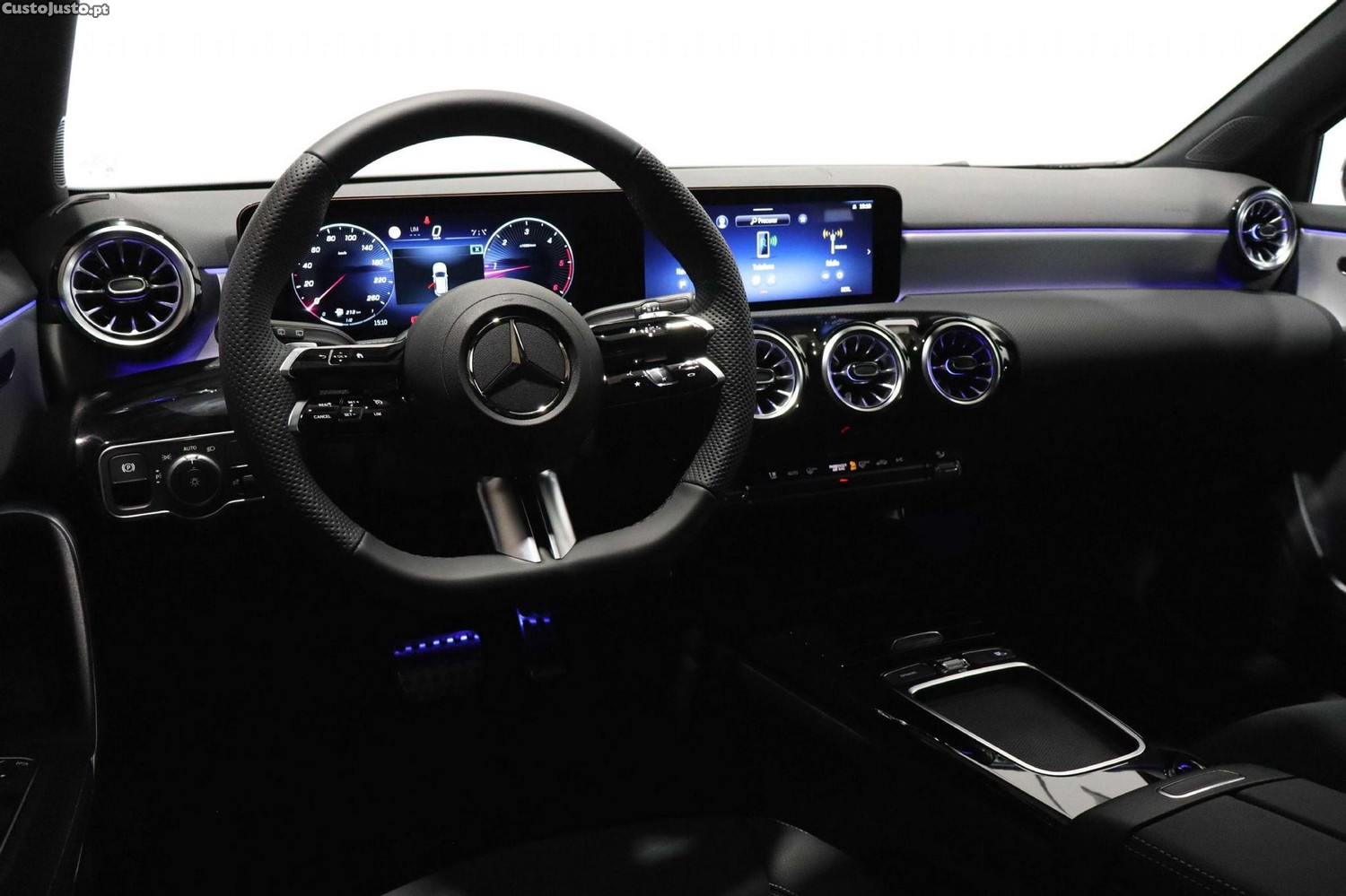 Mercedes-Benz A 180 d — fotografia 15