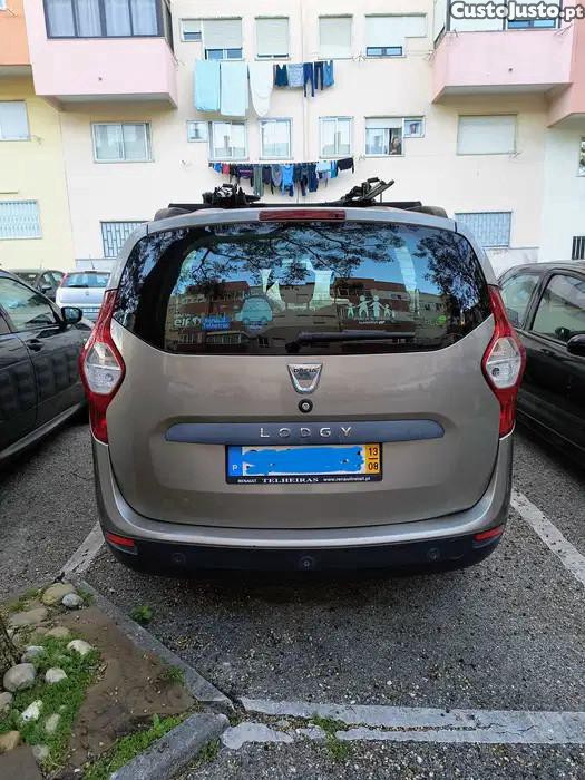 Dacia Lodgy Dacia Lodgy 1.5 dCi Prestige, versão 7 lugares — photo 3