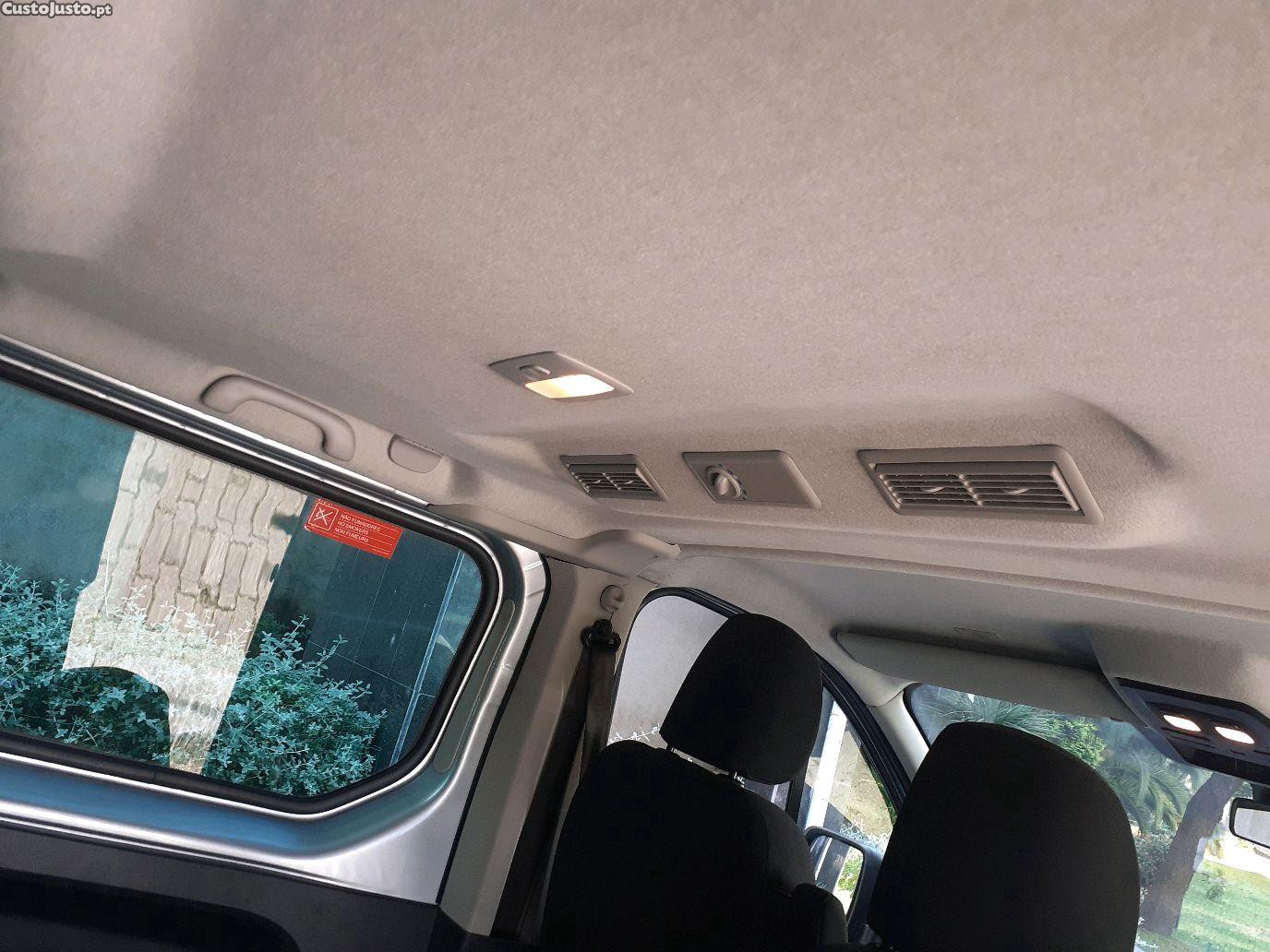 Renault Trafic Equilibre — fotografia 6