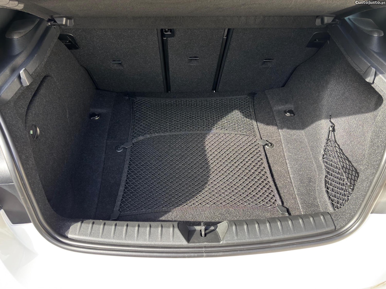 BMW 116 M — fotografia 2