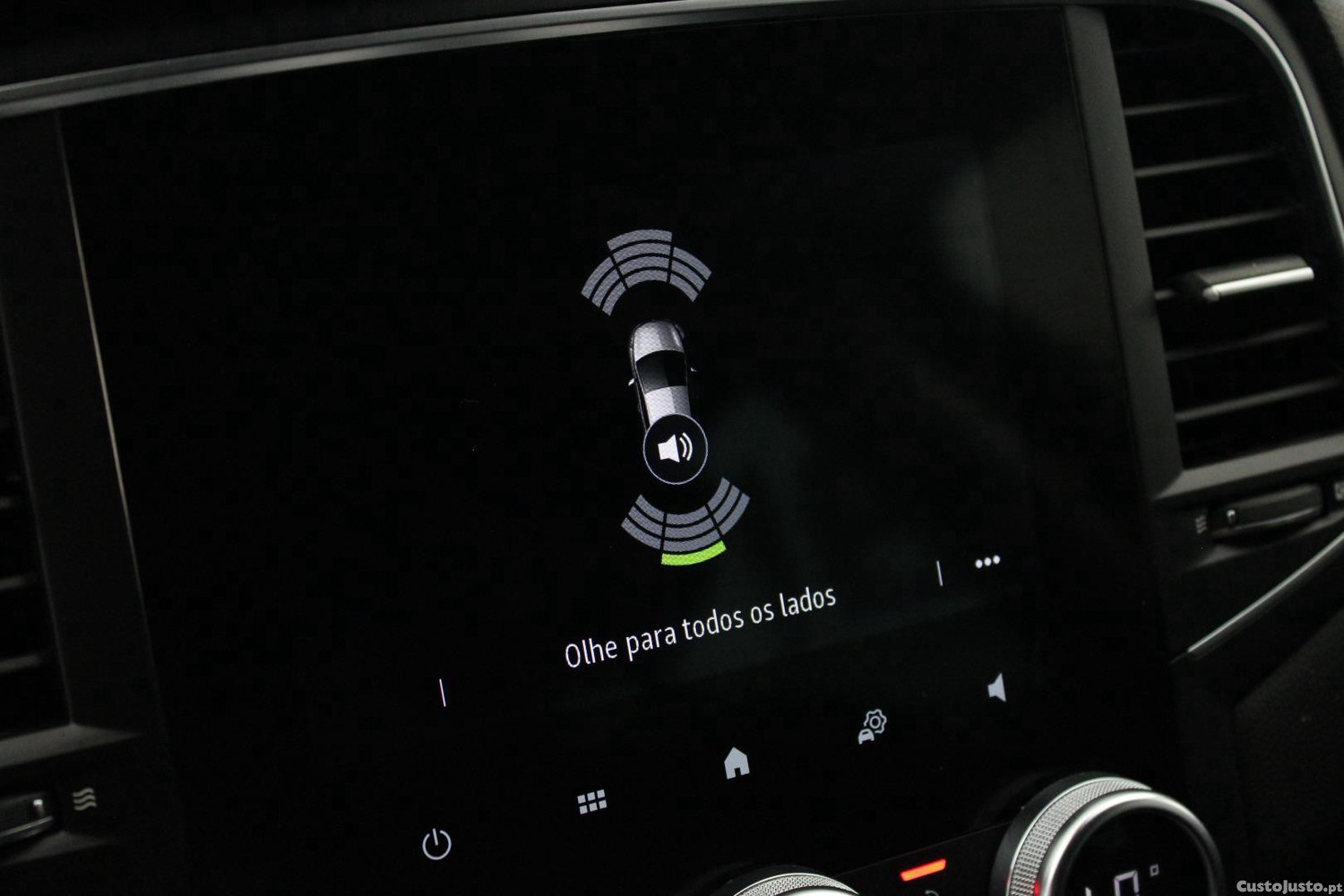 Renault Mégane GRANTOUR E-TECH 1.6 PLUG-IN (AUTO) — fotografia 31