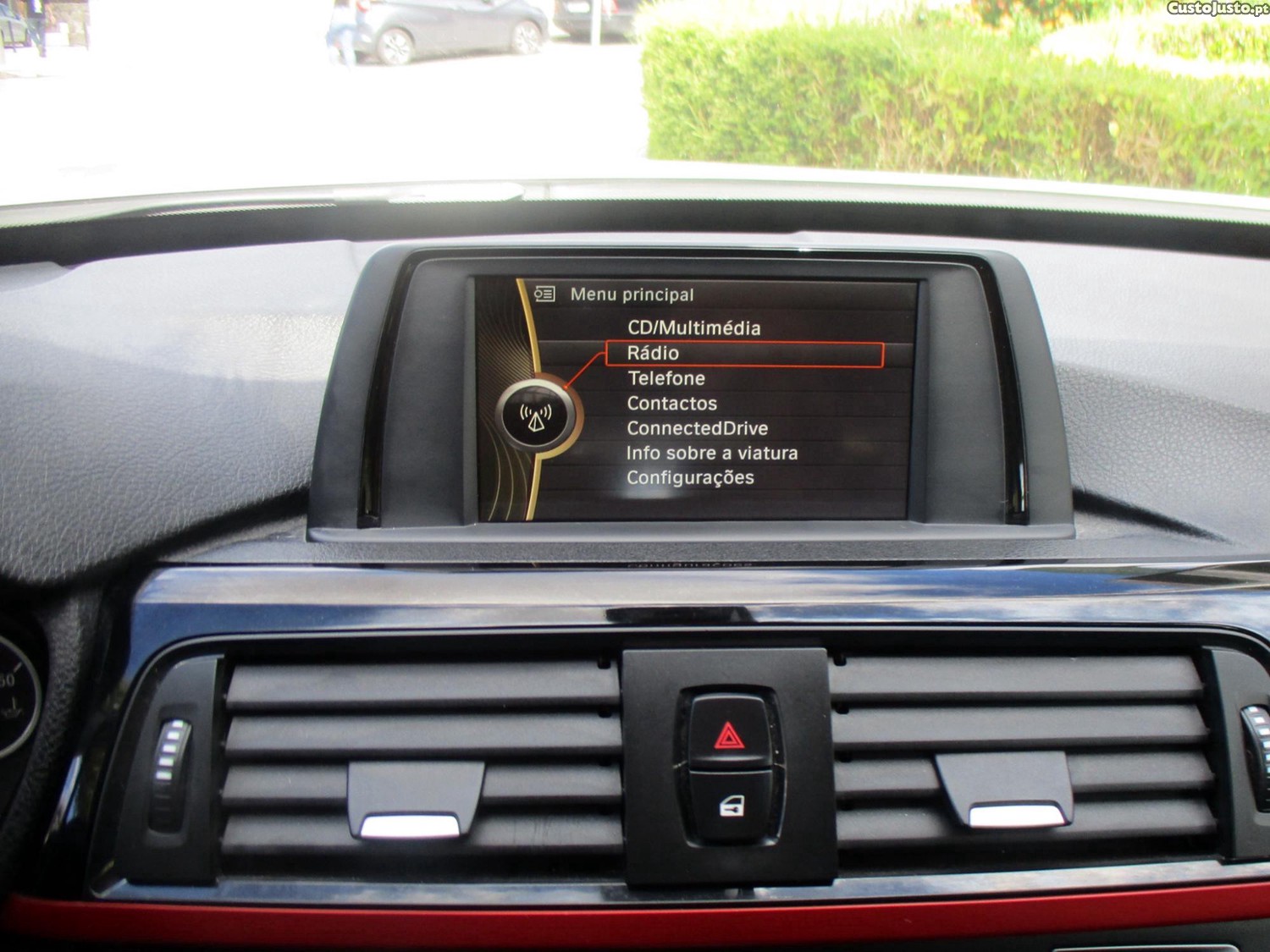 BMW 318 d GT Auto Sport . — fotografia 9