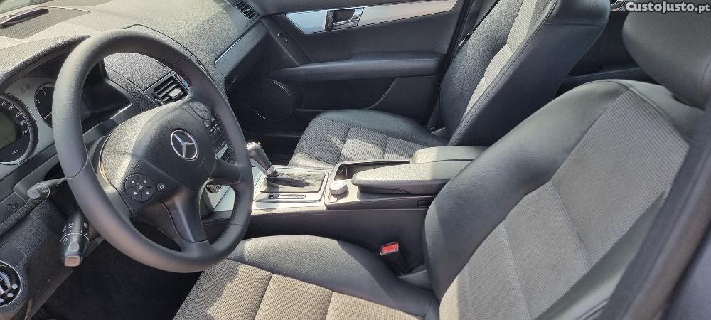 Mercedes-Benz C 220 Avantgarde — fotografia 4