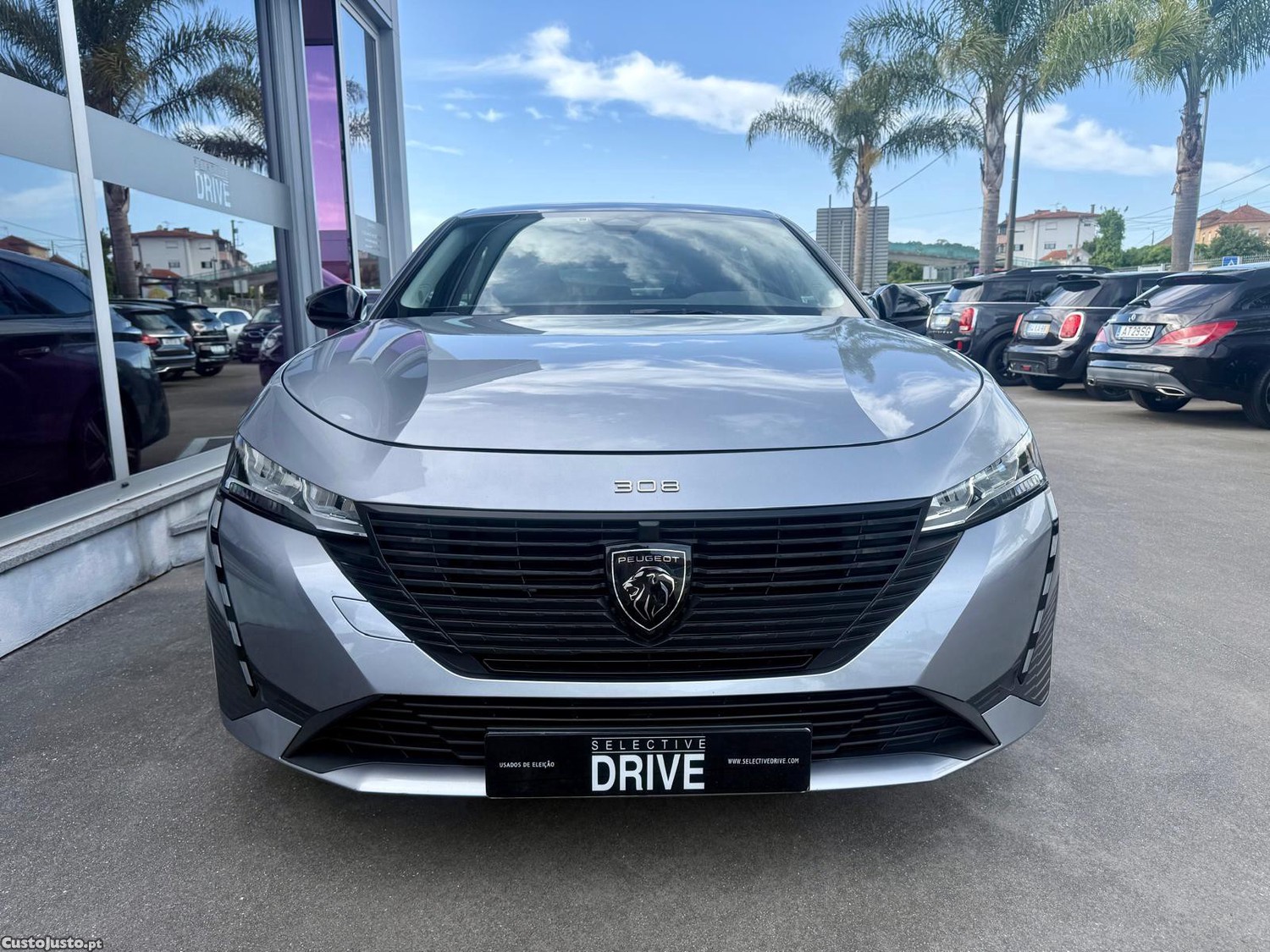 Peugeot 308 SW 1.5 BlueHDi Allure Pack — fotografia 13