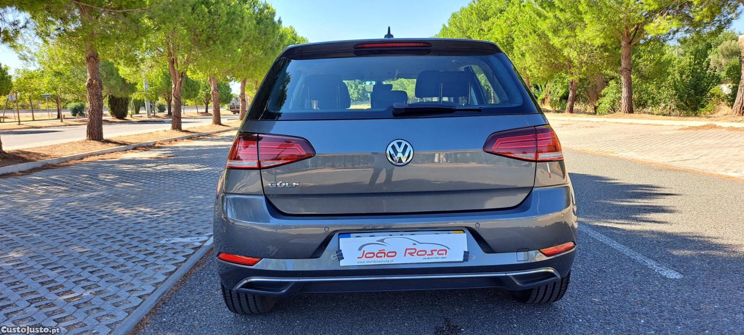 Volkswagen Golf Confortline TDI — fotografia 8
