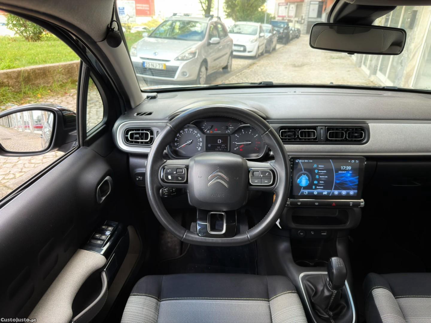 Citroën C3 1.2 PureTech Shine — fotografia 5