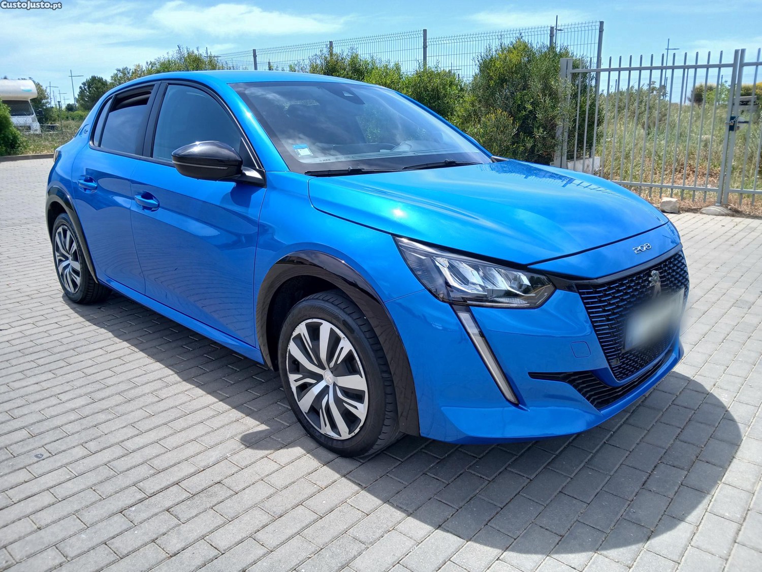 Peugeot 208 50 kWh Allure Pack — fotografia 7