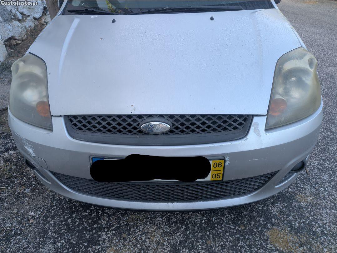 Ford Fiesta () — fotografia 7