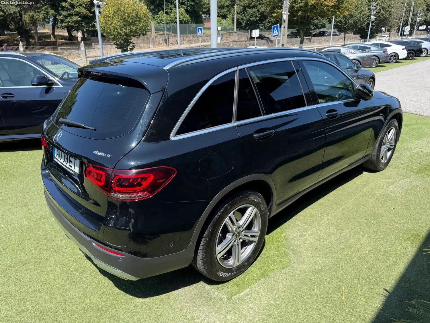 Mercedes-Benz GLC 300 de 4Matic — fotografia 22