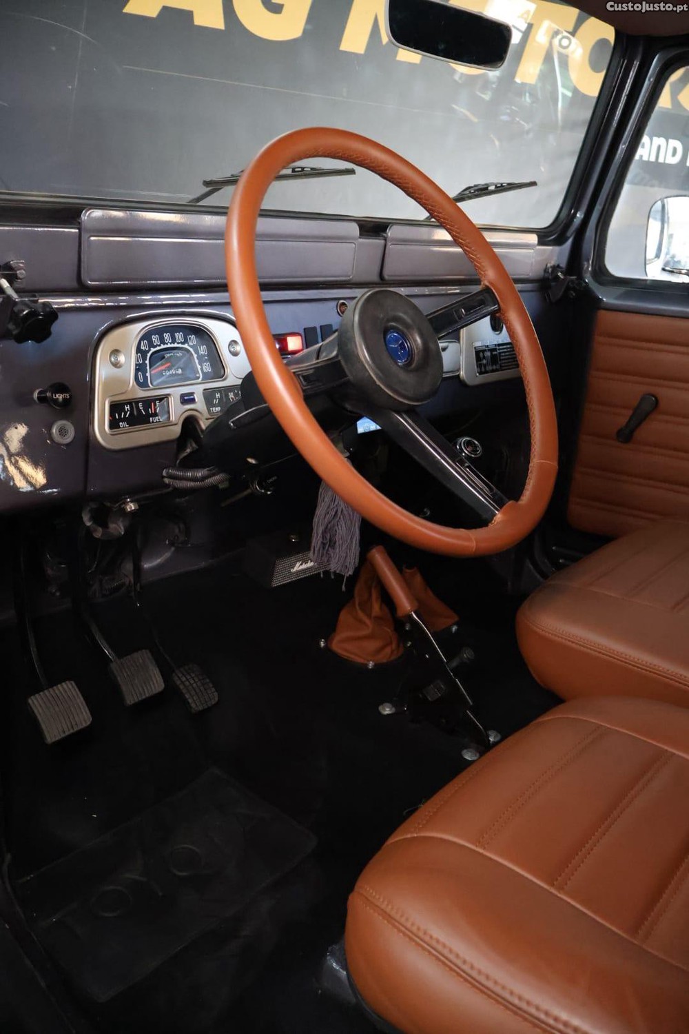 Toyota Land Cruiser 4 WHEEL DRIVE — fotografia 7