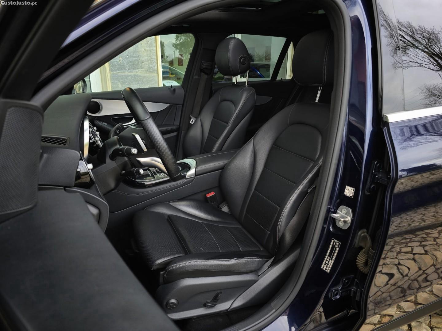Mercedes-Benz GLC 250 d Exclusive 4-Matic — fotografia 20