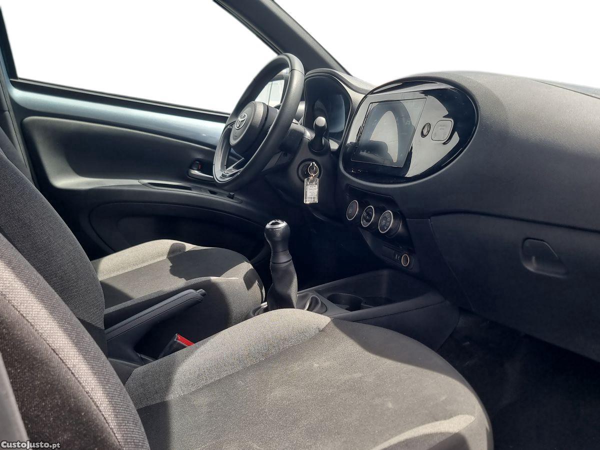Toyota Aygo X 1.0 Play — fotografia 11