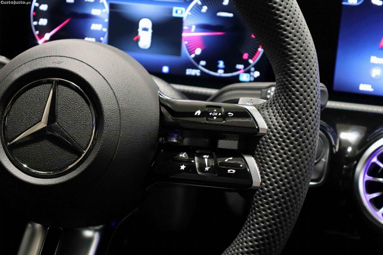 Mercedes-Benz A 180 d — fotografia 12