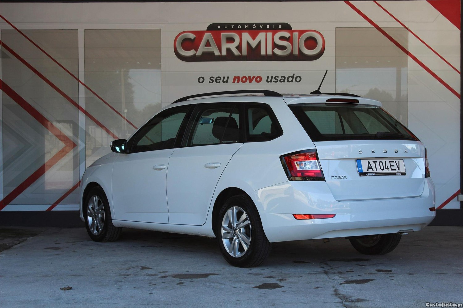 Skoda Fabia 1.0 TSI Ambition — fotografia 18