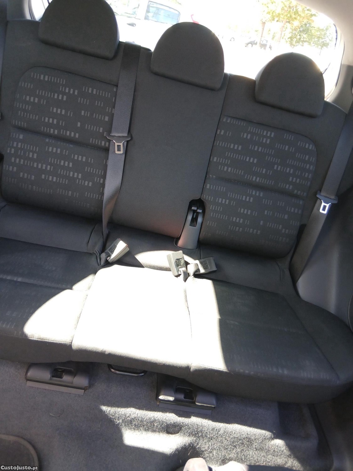 Mitsubishi Colt 1.3 CZ3 — fotografia 11
