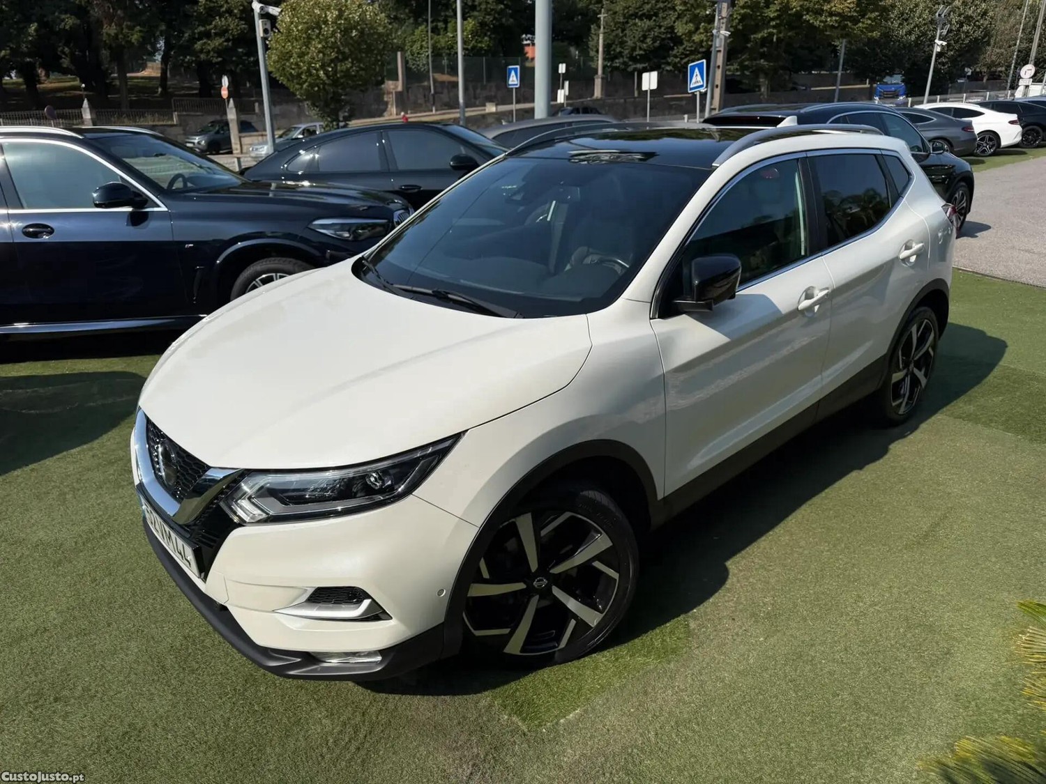 Nissan Qashqai 1.6 dCi Tekna Premium Pele Preta Xtronic — fotografia 26
