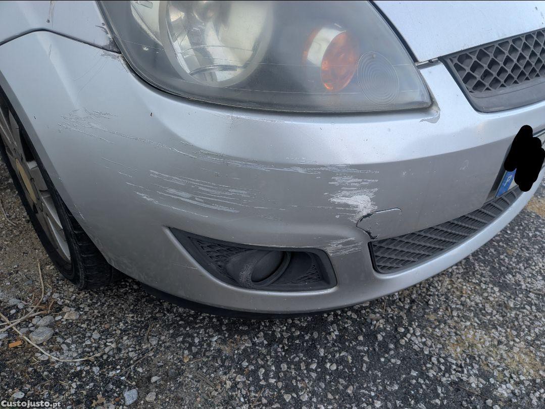Ford Fiesta () — fotografia 5