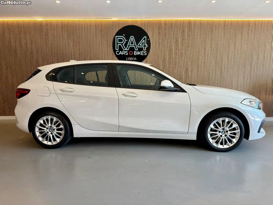 BMW 116 d Advantage Auto — fotografia 15