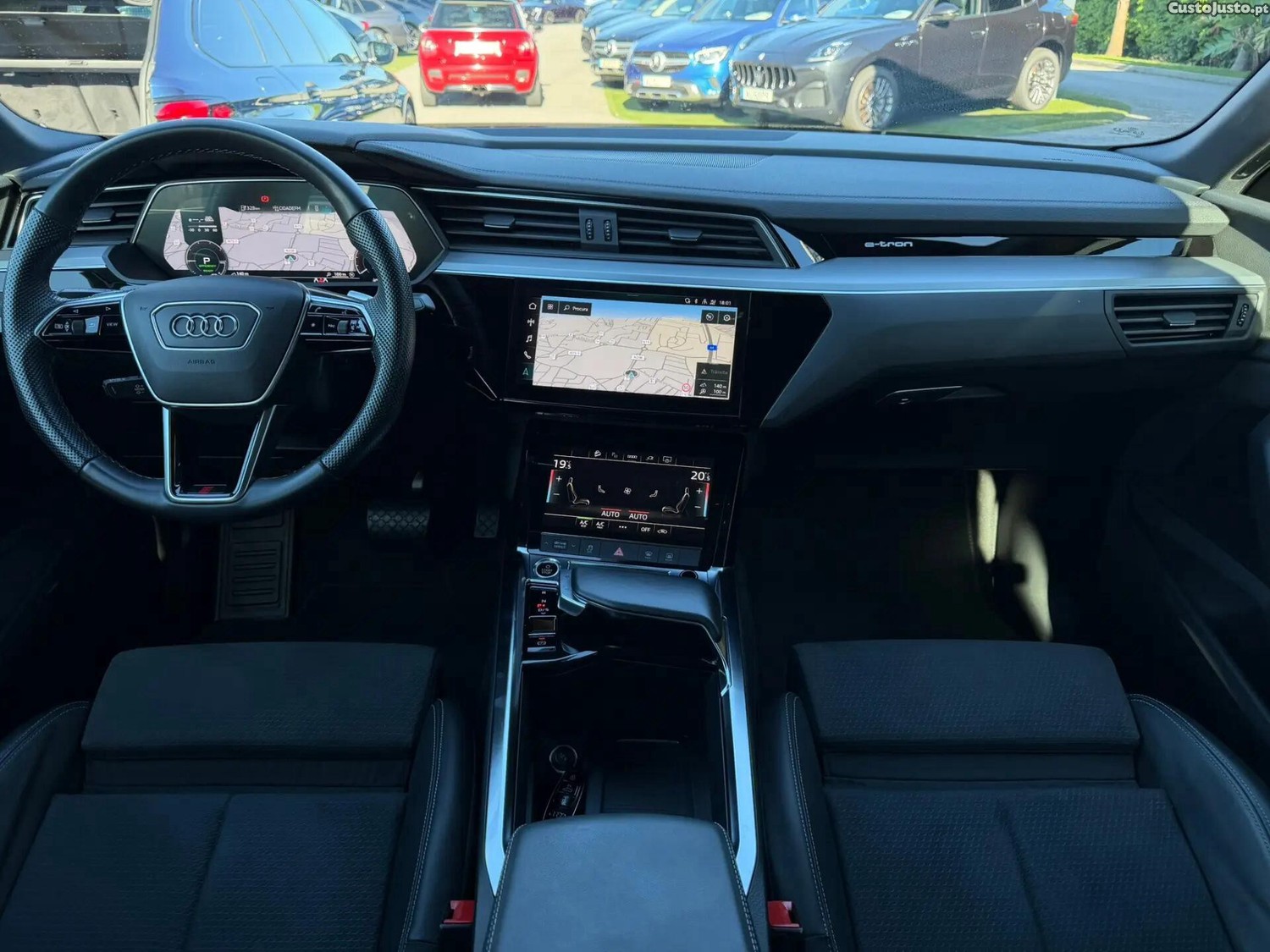 Audi e-tron 55 quattro S line — fotografia 9