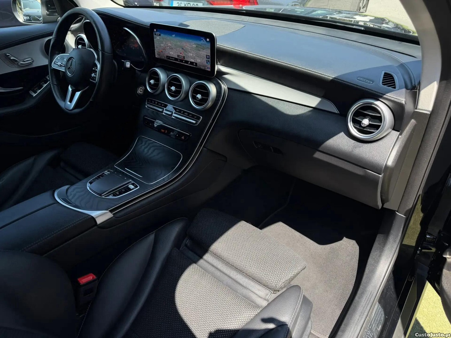 Mercedes-Benz GLC 300 de 4Matic — fotografia 14