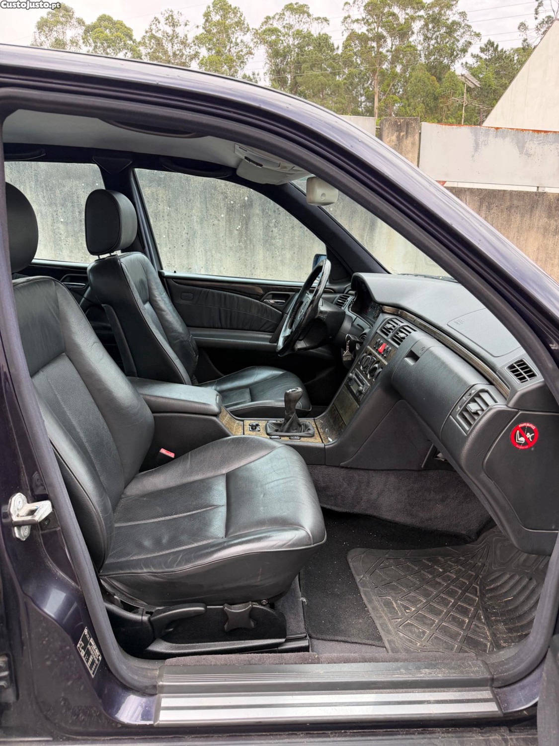 Mercedes-Benz E 250 Turbo Avantgard (nacional) — fotografia 5