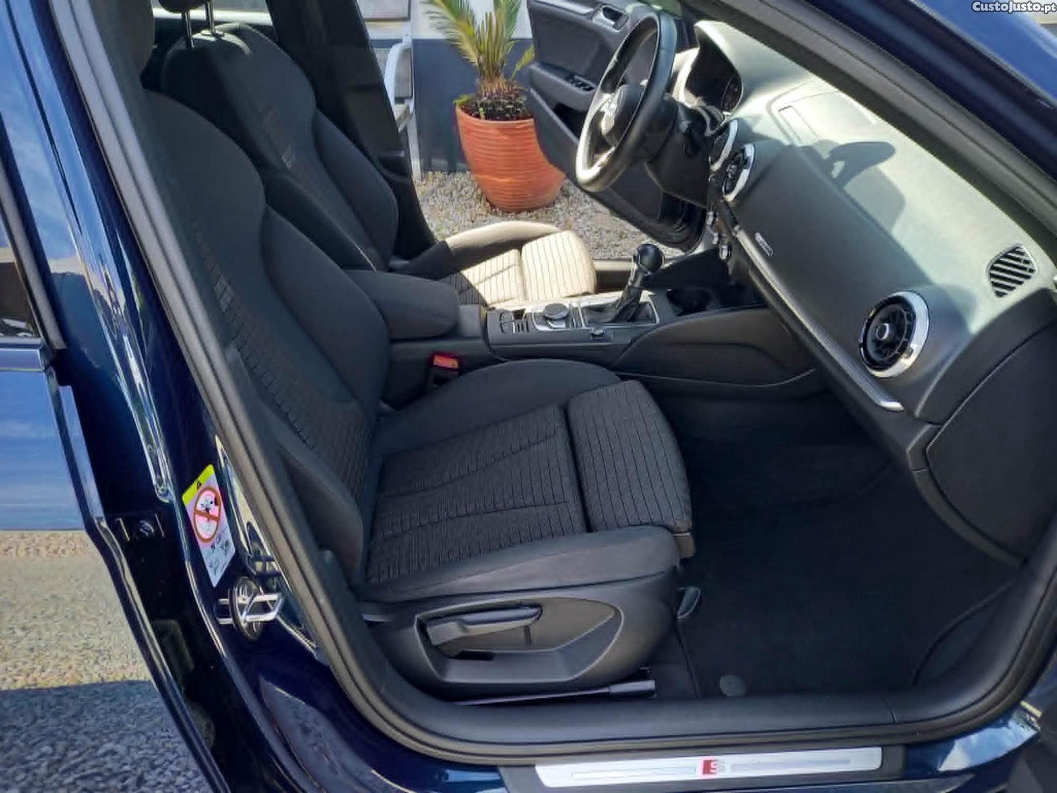 Audi A3 Limousine 35 TFSI — fotografia 5