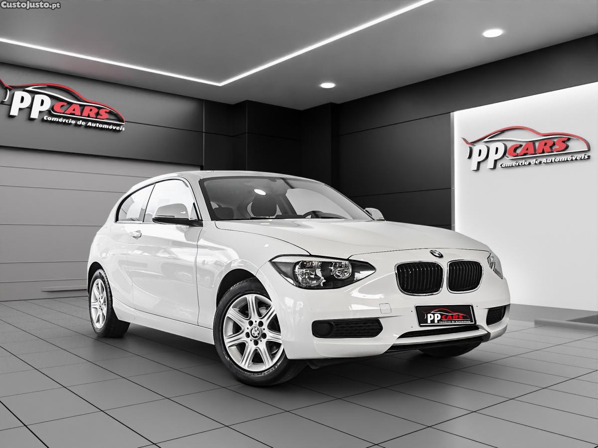 BMW 114 i — fotografia 2