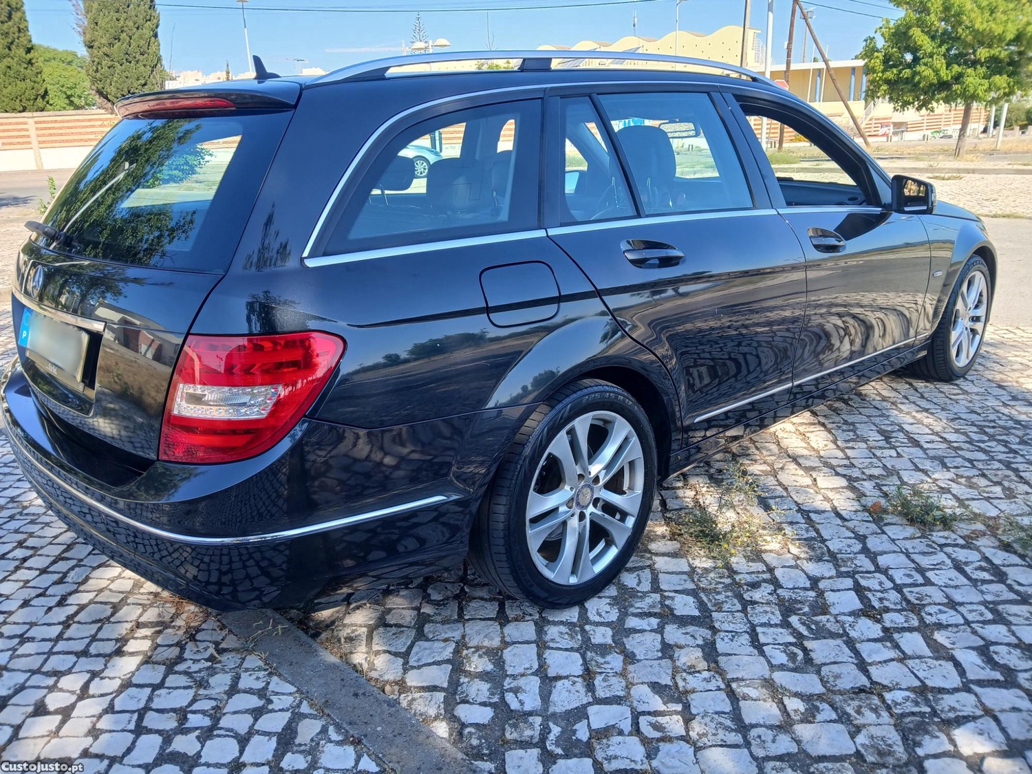Mercedes-Benz C 220 CDi Avantgarde Automática — fotografia 7