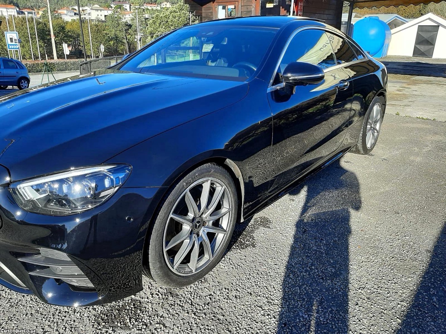 Mercedes-Benz E 220 220 D — fotografia 10