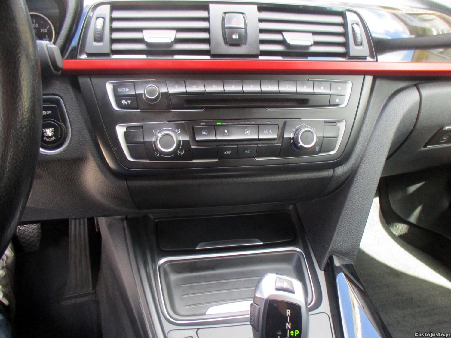 BMW 318 d GT Auto Sport . — fotografia 11