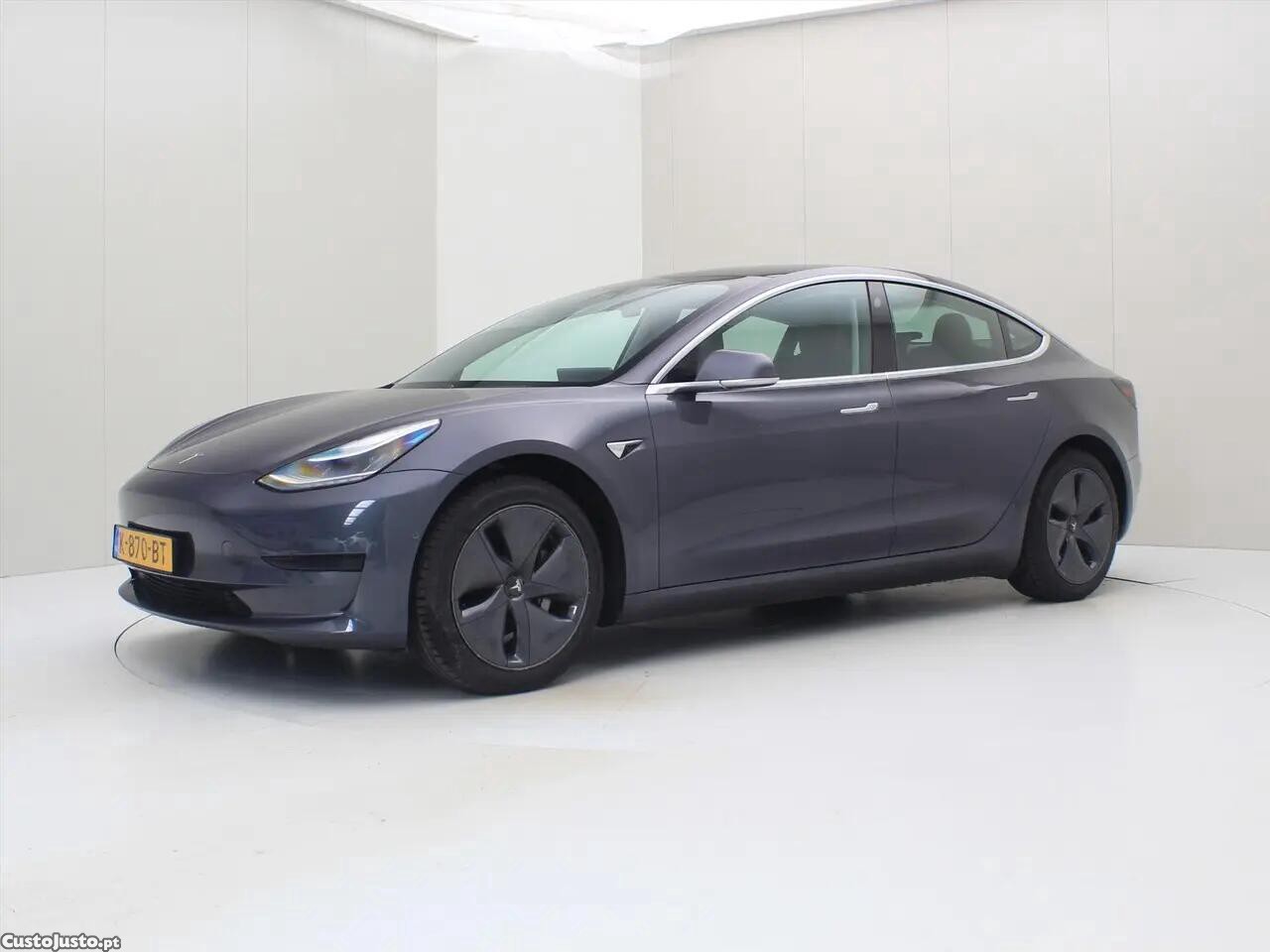 Tesla Model 3 Standard Range Plus RWD — fotografia 12
