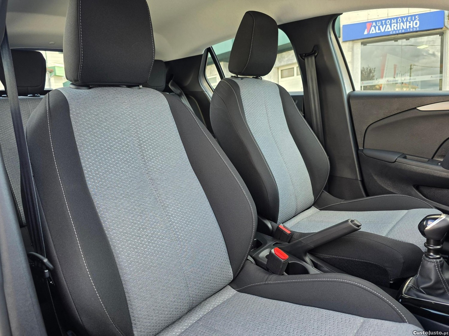 Opel Corsa 1.2 T Edition — fotografia 6
