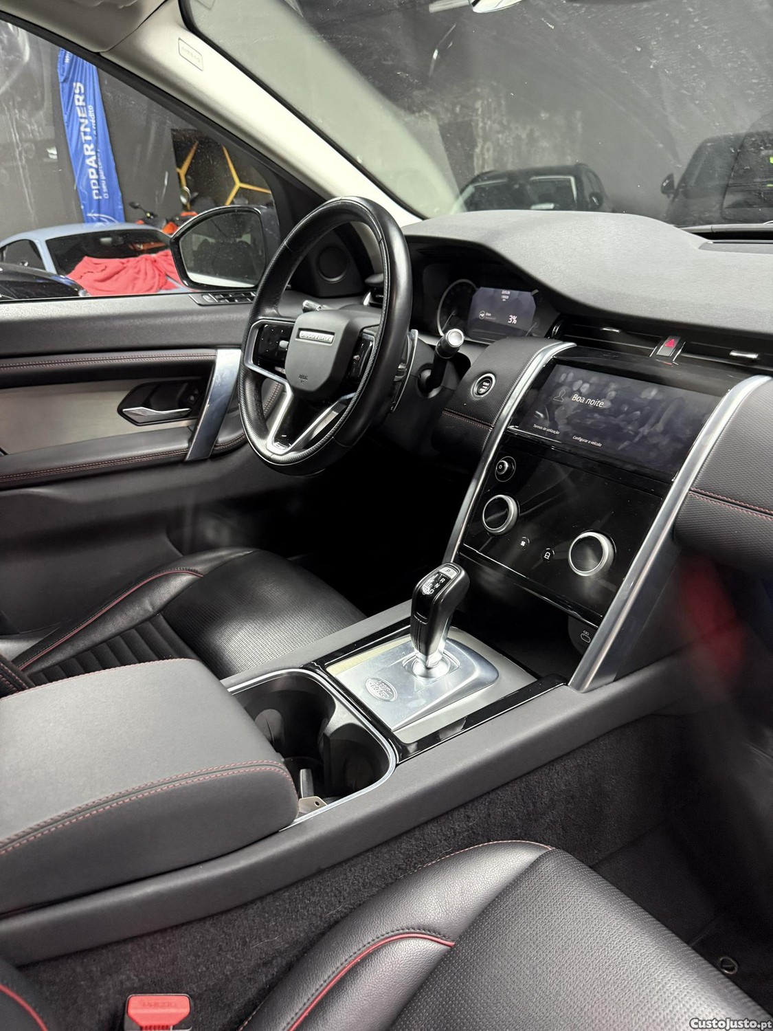 Land Rover Discovery R Dynamic — fotografia 8