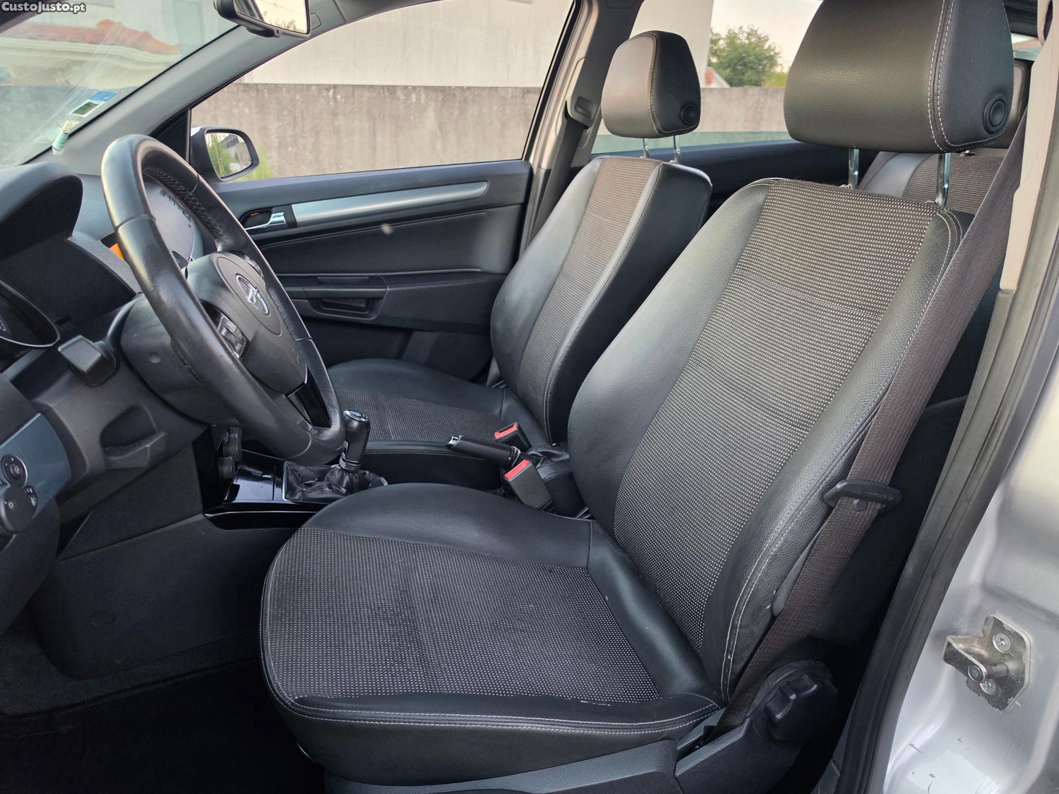 Opel Astra 1.7 cdti 125CV Cosmo — fotografia 4