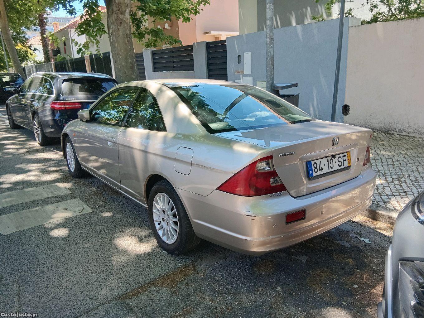 Honda Civic 1.7 iVTEC — fotografia 7