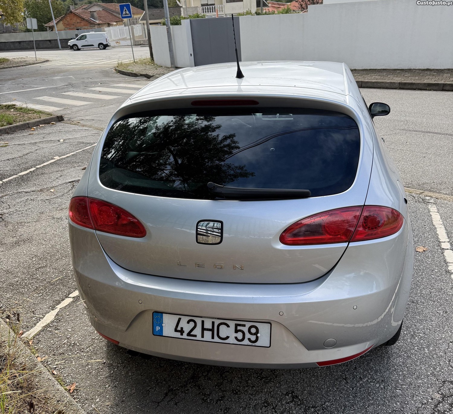 SEAT Leon 1.4 TSI Drivers edition — fotografia 7