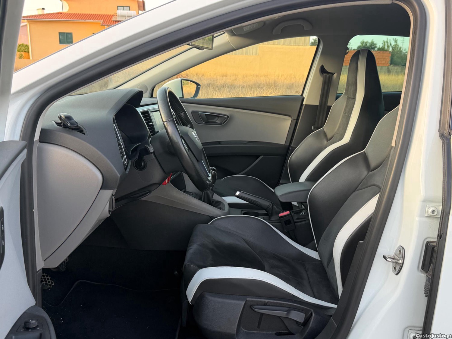 SEAT Leon 5F — fotografia 7