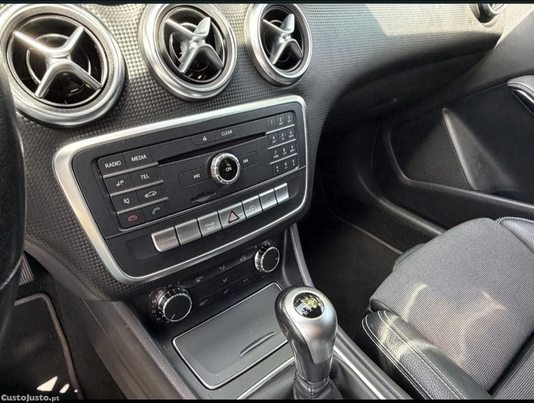Mercedes-Benz A 180 180 D - 16 foto 2